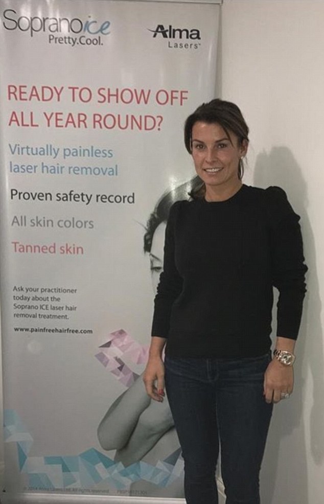 3AD1A7F400000578-3977864-Hair_today_gone_tomorrow_Coleen_Rooney_pictured_this_weekend_pos-m-5_1480339049748